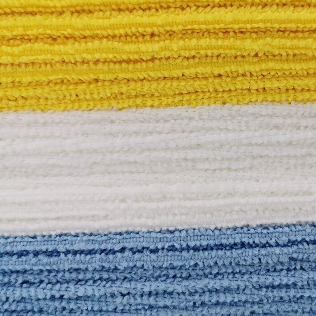 Get the best microfiber cloths for cleaning mirrors. These Amazon Basics reusable towels are ultra-absorbent, lint-free, and perfect for streak-free shine.