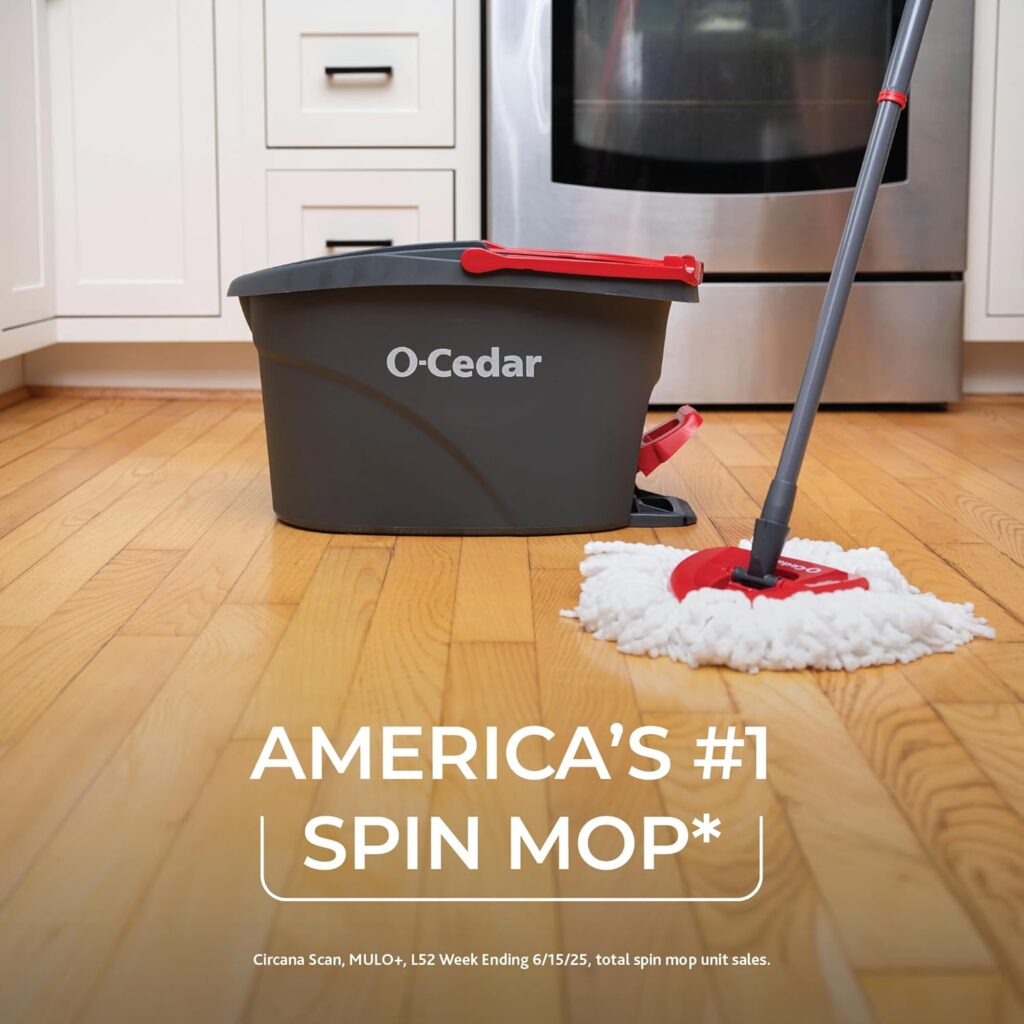 Find the best deal on the O-Cedar EasyWring Microfiber Spin Mop bucket system with 2 extra refills. This top trapeador spin mop deep cleans with just water.